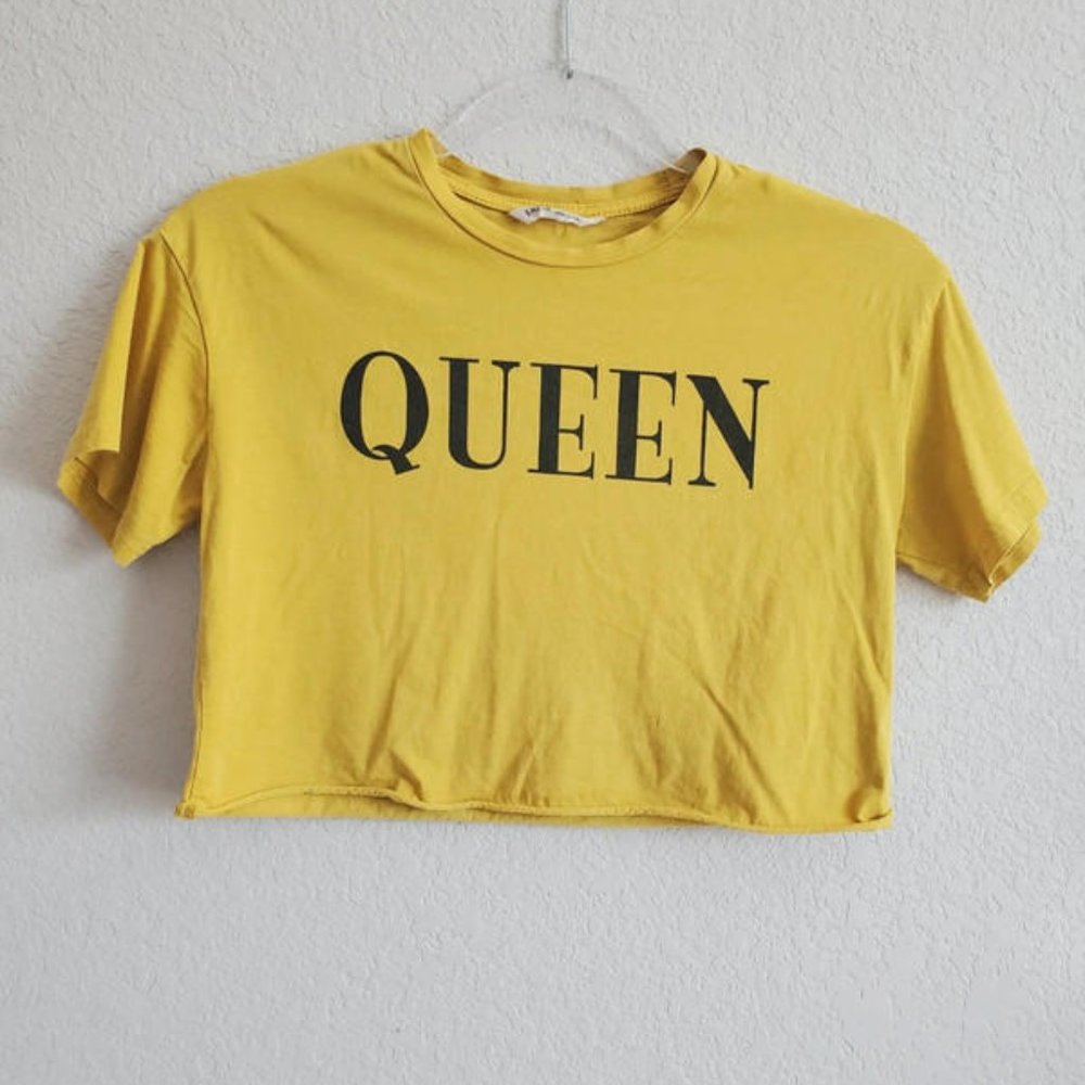 Shein Queen crop tshirt